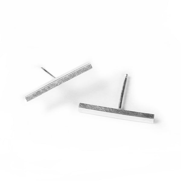 Minimalist Silver Bar Earrings – Cielomar Cuevas